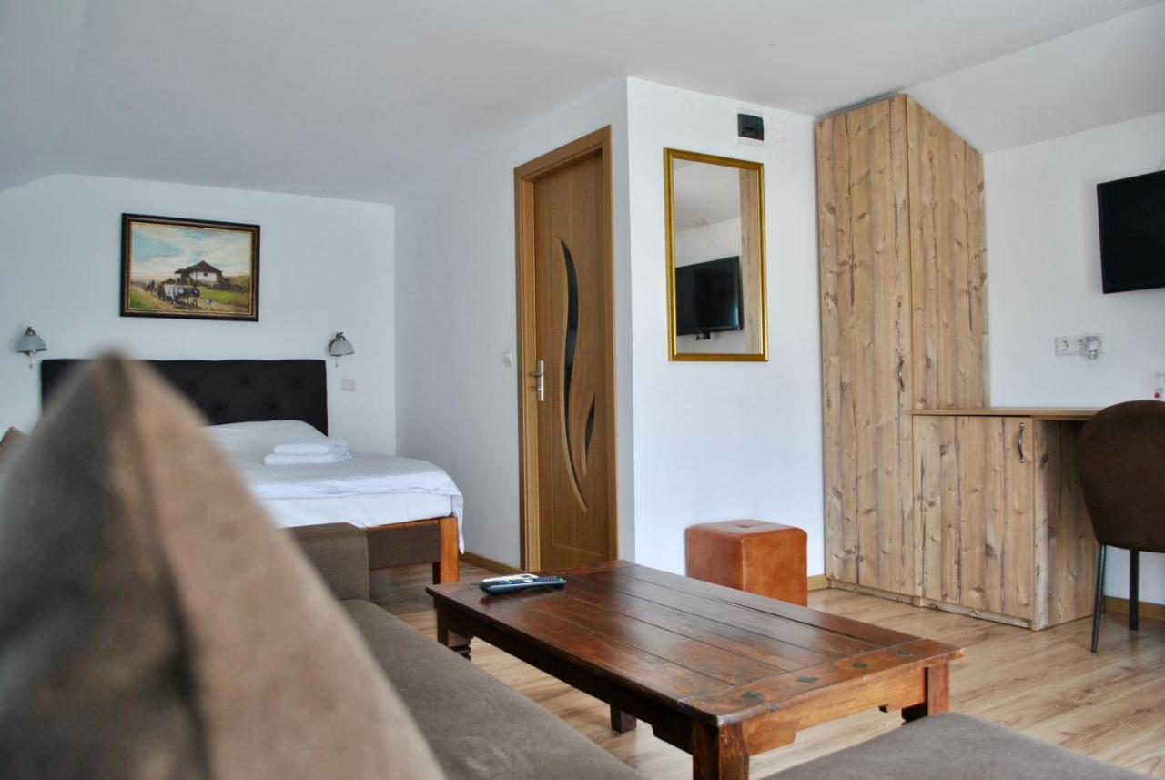 Camping La Foisor Turda Bagian luar foto