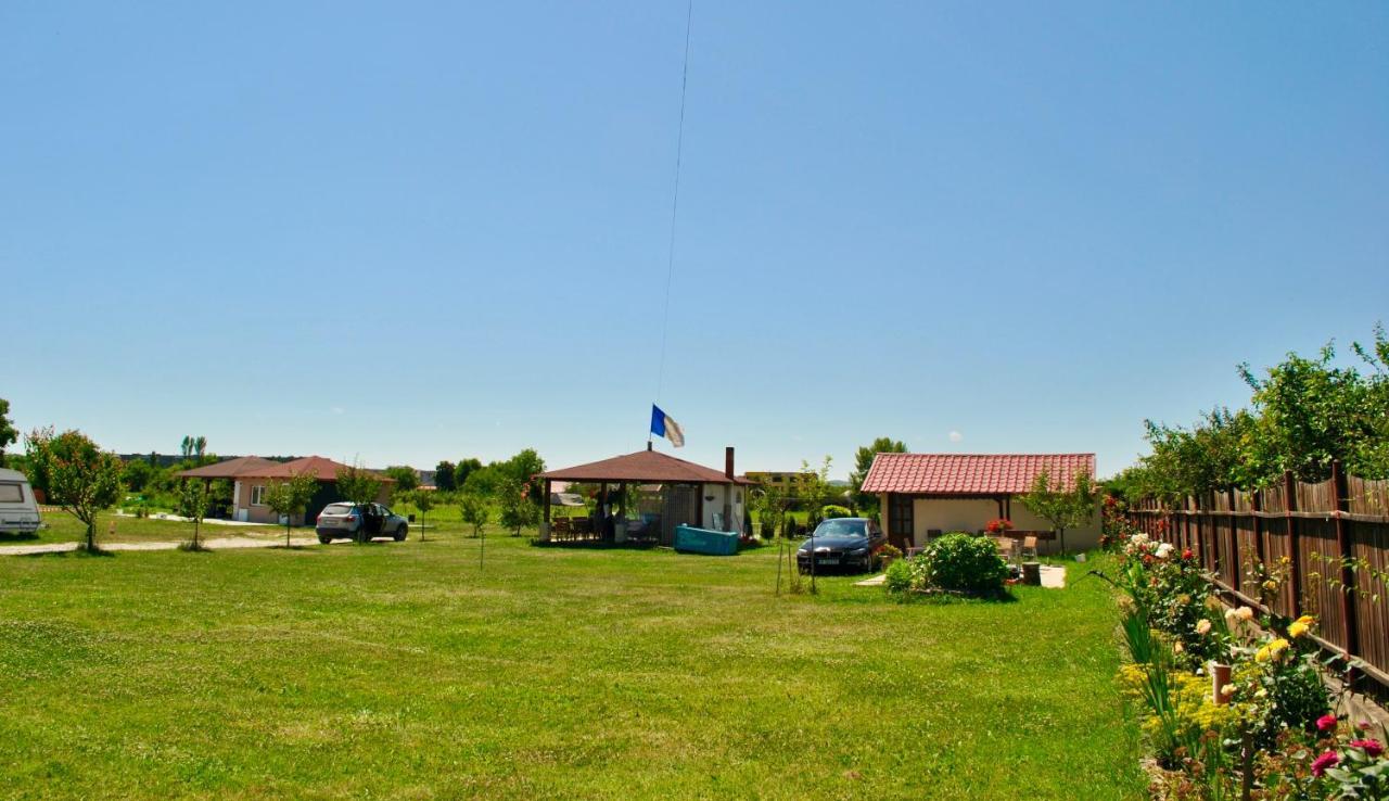Camping La Foisor Turda Bagian luar foto