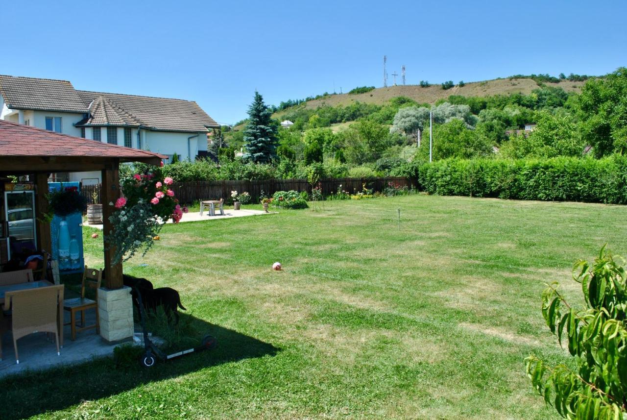 Camping La Foisor Turda Bagian luar foto