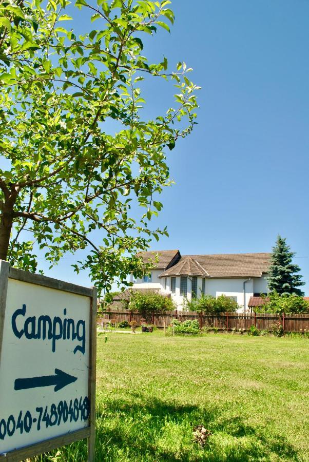 Camping La Foisor Turda Bagian luar foto