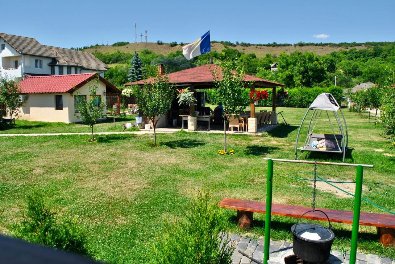 Camping La Foisor Turda Bagian luar foto